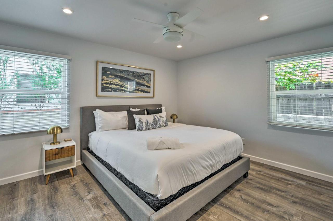 Mod With Patio - Walk To Harbor! Apartment *